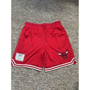 Chicago Bulls NBA Team Red Ultra GAME Basketball Shorts size Men's Large
